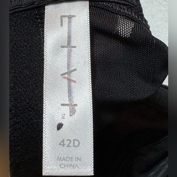 Livi Active No Wire Sports Bra 42D - Picture 6 of 7